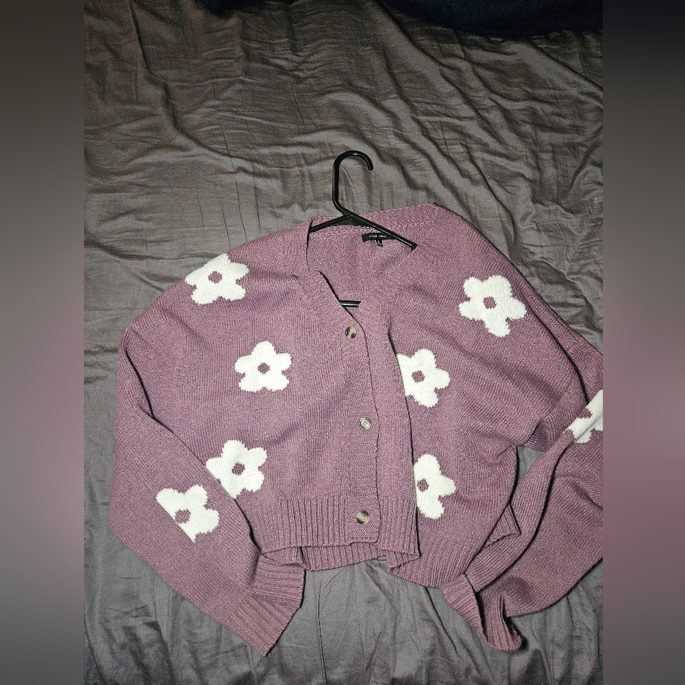 Love tree sweater